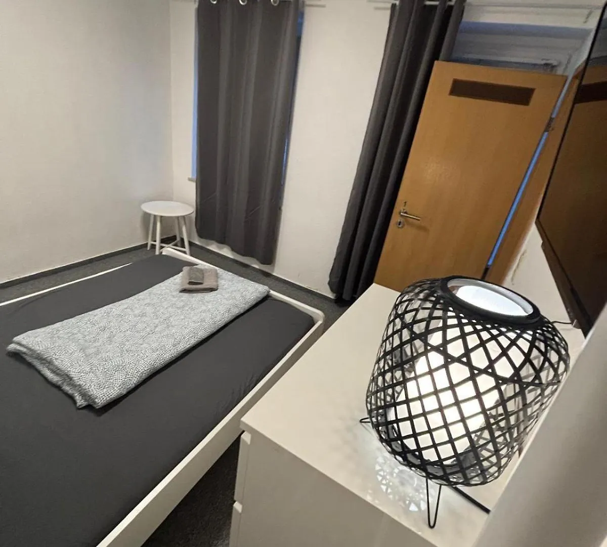 Basic-Privat-Zimmer In Der Innenstadt 뷔르츠부르크 독일