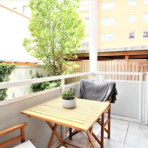 Privatunterkunft ➤private - Heart Of Downtown With Terrace, Würzburg